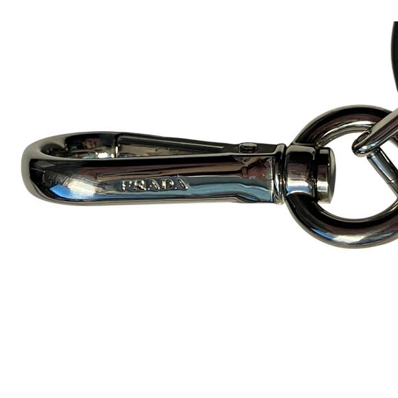 Prada Metal Keychain Key Ring Bag Charm Silver Engraved Logo Vintage - Picture 3 of 6